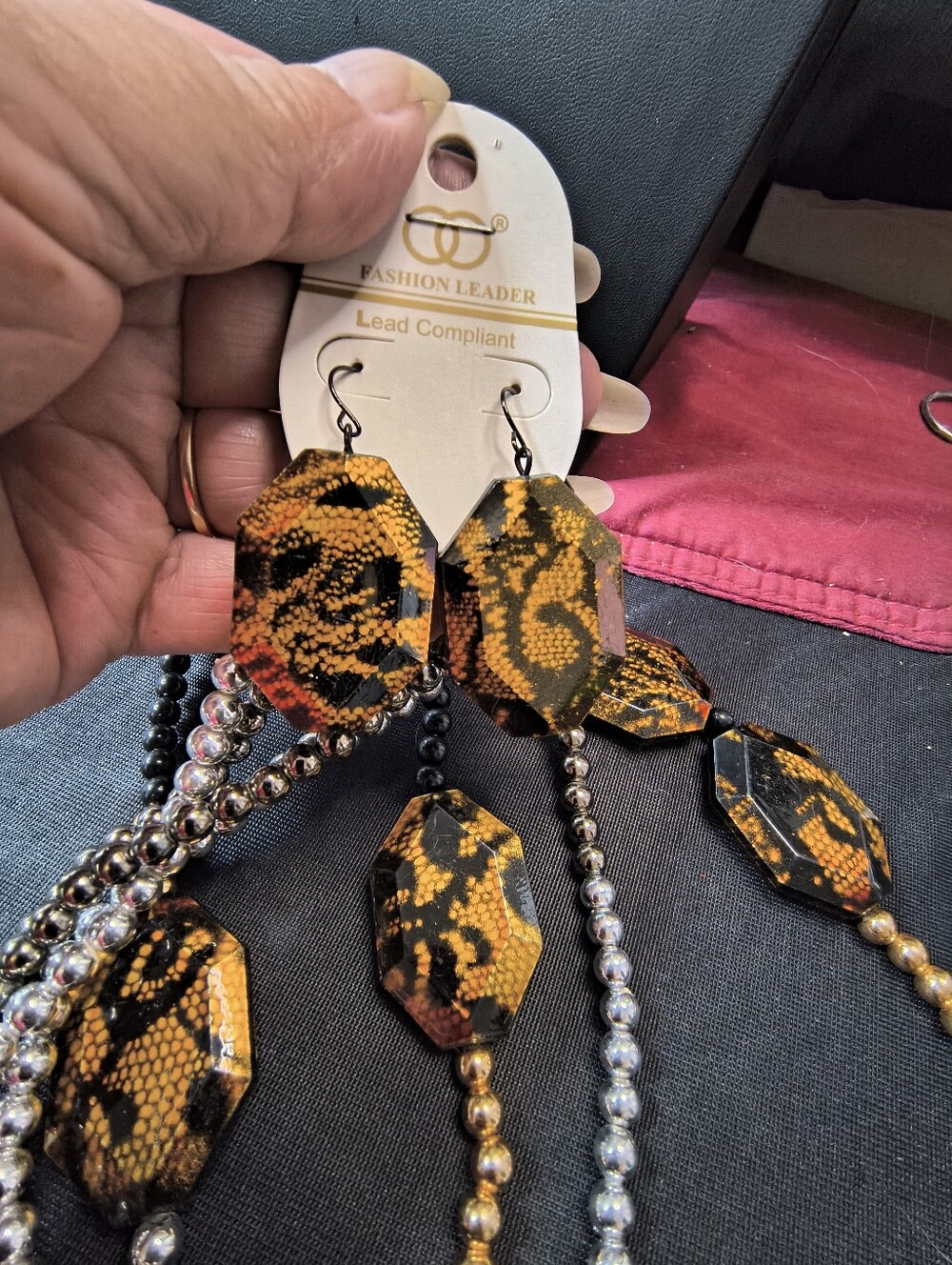 Vintage 90s Leopard Print Acrylic Necklace Earrings Set Long Statement Piece - Picture 9 of 11